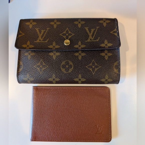 Authentic Vintage Louis Vuitton Monogram Wallet with Rare Original Card Insert - Picture 3 of 16